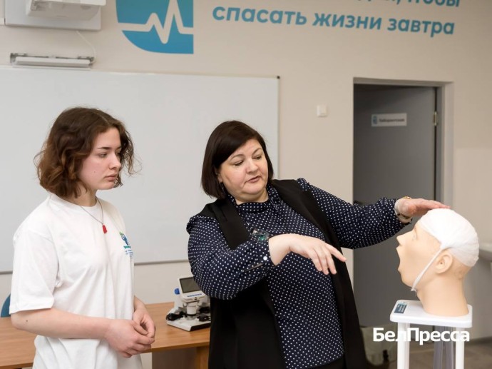 Белгородский губернатор предложил будущим педагогам дополнительно получать медобразование