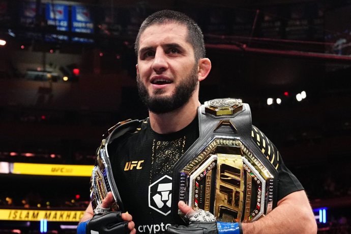 Махачев рассказал об отношении к Овечкину Махачев рассказал об отношении к Овечкину