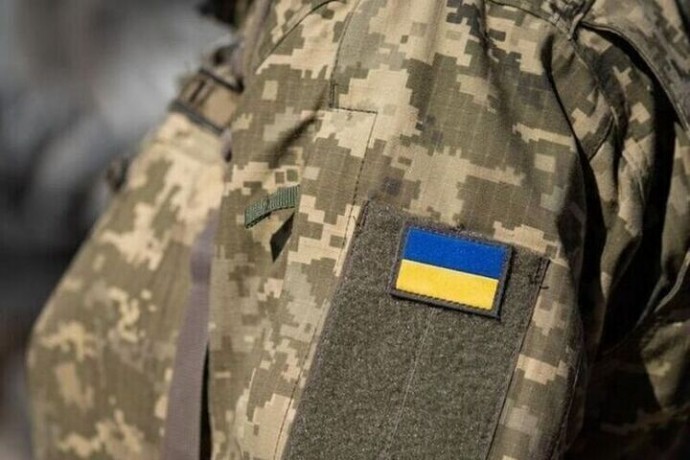 Украинских боевиков снаряжают снятой с убитых экипировкой