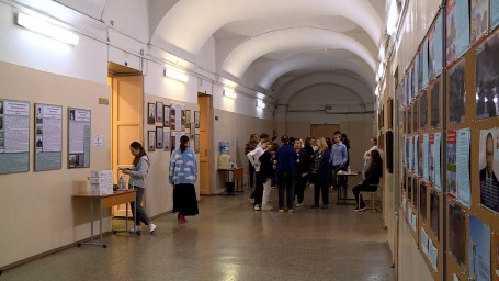 История, литература и химия: как петербургские школьники сдавали ЕГЭ 23 мая