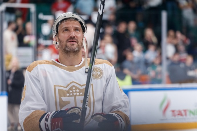 Тарасова сердечно поблагодарила Овечкина за приезд в Россию Тарасова сердечно поблагодарила Овечкина за приезд в Россию