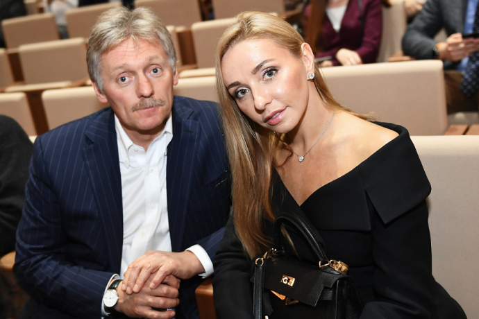 Фото: Экс-фигуристка Навка трогательно поздравила Пескова с днём рождения