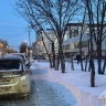 "Сказал, что ему тут удобно стоять": автохам в Южно-Сахалинске устроил парковку на пешеходном переходе