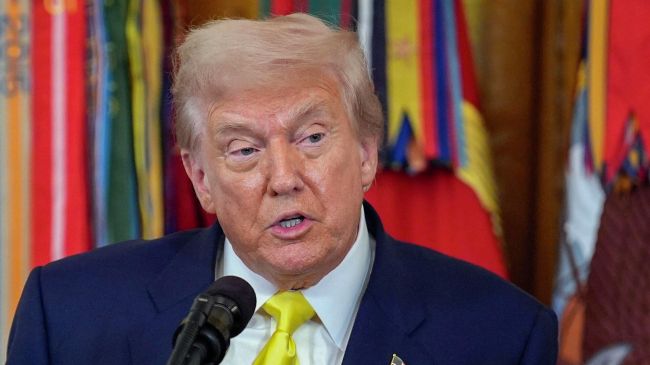 Трамп об украинском конфликте: «Это не имеет к США большого отношения» Трамп об украинском конфликте: «Это не имеет к США большого отношения»