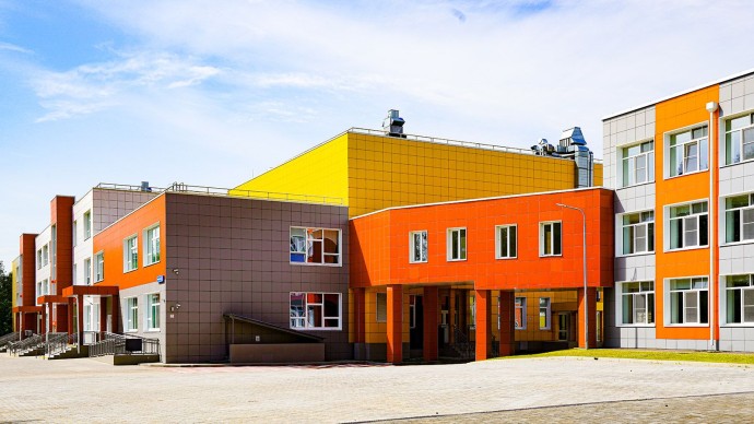 От школ до спорткомплексов: 24 объекта построили и реконструировали за счет бюджета с начала года в столице