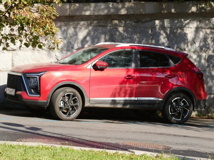 Дилер в Нижнем Новгороде получил 70 кроссоверов Москвич 5 без серийного выпуска