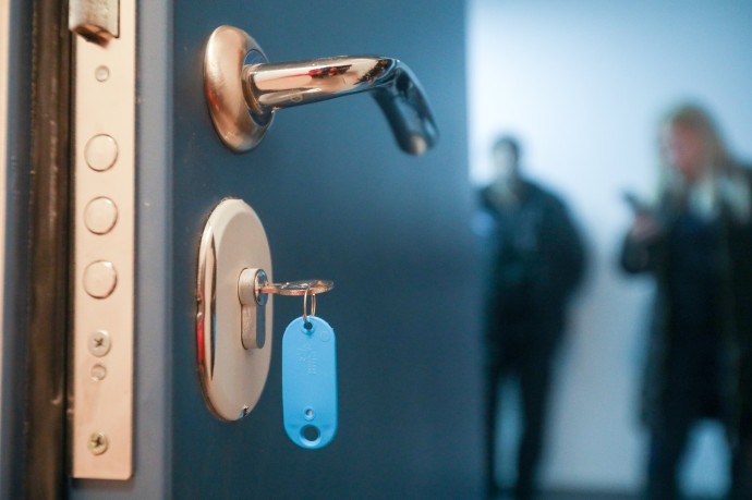 Россияне одобряют льготную ипотеку для врачей и учителей