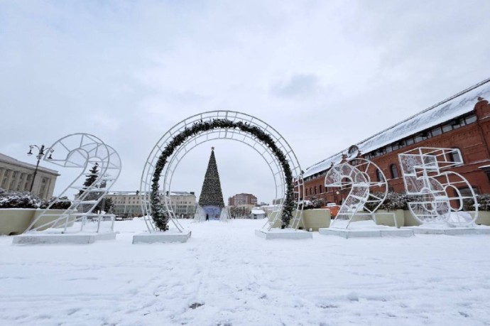 На создание двух новогодних инсталляций «2026» в Пензе потратят более 600 тысяч На создание двух новогодних инсталляций «2026» в Пензе потратят более 600 тысяч