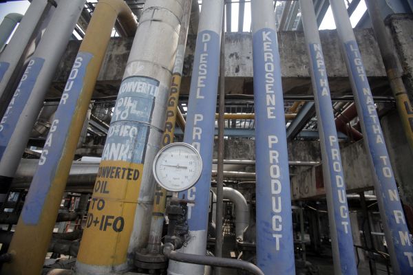 Евросоюз побоялся запрещать нефтепродукты из российской нефти сразу