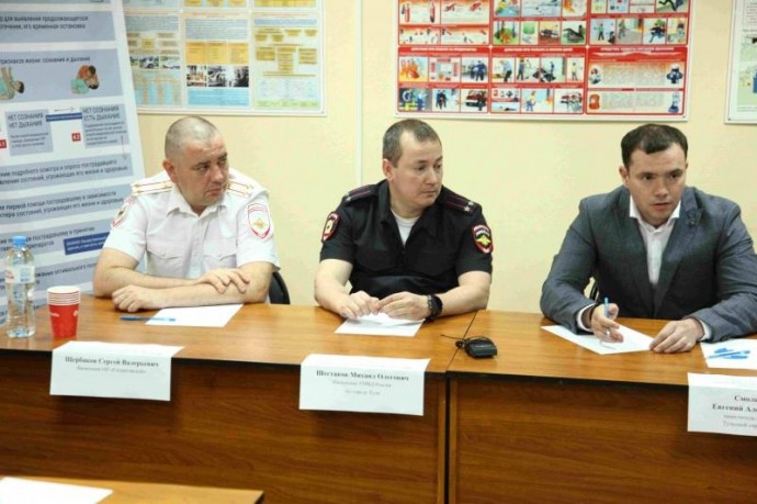 Жителям поселка Скуратово объяснили, где найти полицейского после оптимизации