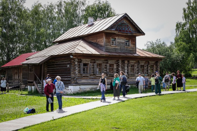 Концепцию сохранения памятников деревянного зодчества нужно продлить – Матвиенко Концепцию сохранения памятников деревянного зодчества нужно продлить – Матвиенко
