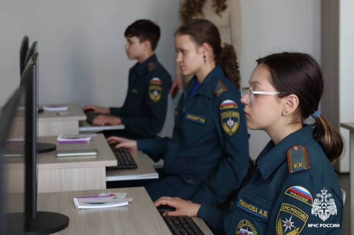 При поддержке Минпросвещения РФ стартовала Всероссийская онлайн-олимпиада «Безопасность начинается с тебя»