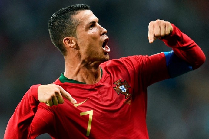 ФИФА удалила постер Португалии для ЧМ из-за реакции на отсутствие Роналду ФИФА удалила постер Португалии для ЧМ из-за реакции на отсутствие Роналду