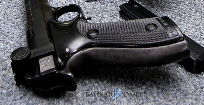 Житель Бурятии едва не убил мужчину, побив его пневматическим пистолетом