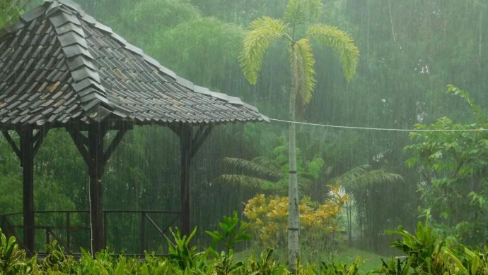 Турист отсудил у туроператора половину стоимости тура из-за наводнения в Таиланде