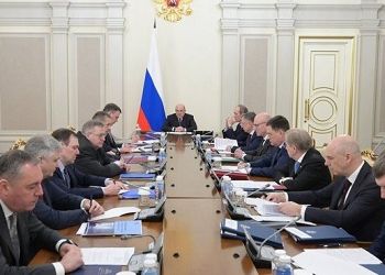 Рост рождаемости и качества жизни: в России утвердили Стратегию демографической политики