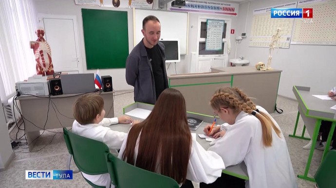 Сельский учитель Владимир Косич рассказал, чем его привлекла тульская глубинка