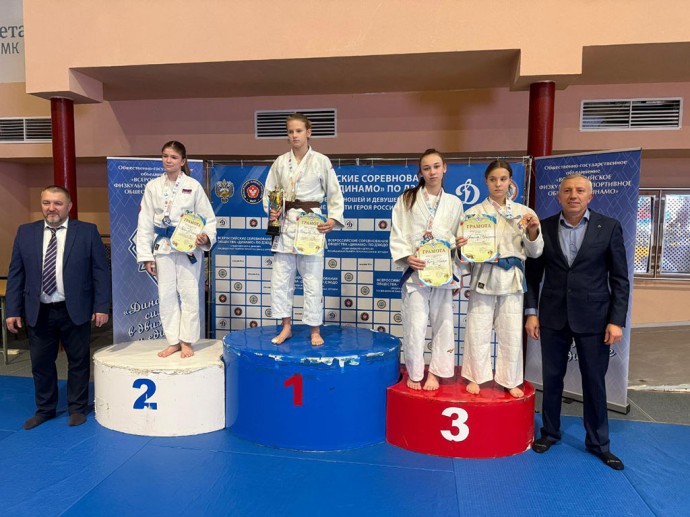 Белгородские дзюдоисты привезли четыре золотые медали с всероссийских соревнований Белгородские дзюдоисты привезли четыре золотые медали с всероссийских соревнований