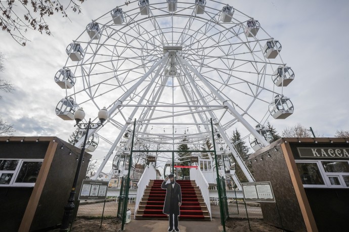 В Волжском парке Рыбинска открыли новое колесо обозрения