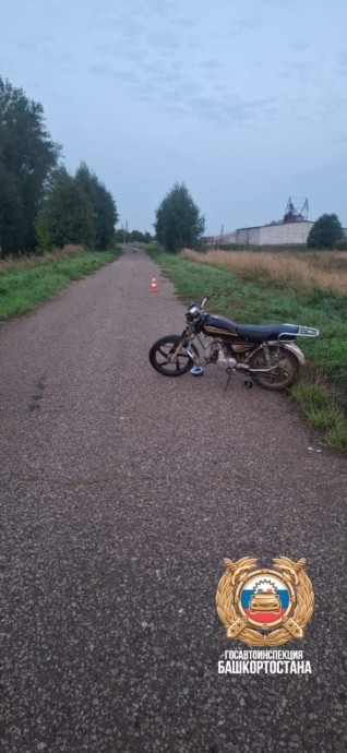 В Башкирии под колесами мопеда оказалась 16-летняя девушка