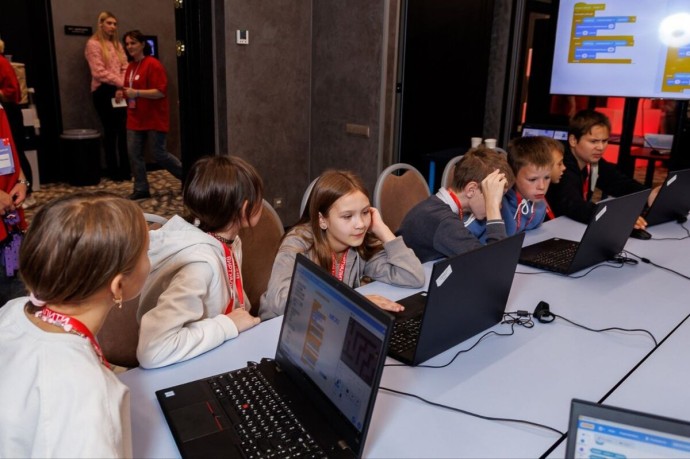 Школьники смогут выбрать ИТ-специализацию с помощью онлайн-теста Школьники смогут выбрать ИТ-специализацию с помощью онлайн-теста