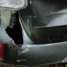 Неизвестный врезался в Toyota Prius Alpha и скрылся с места ДТП в Южно-Сахалинске