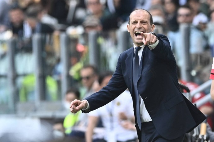 «Милан» ушёл от поражения в матче с «Пизой»