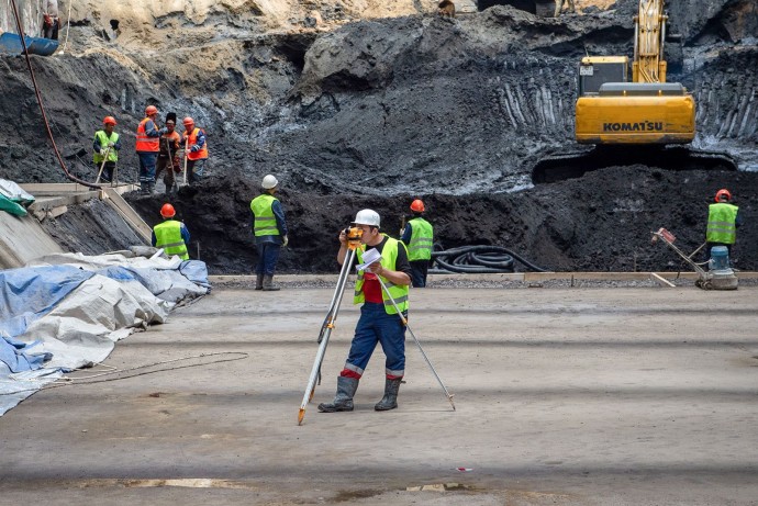 Строители завершили разработку грунта котлована станции «ЗИЛ» Бирюлевской линии метро Строители завершили разработку грунта котлована станции «ЗИЛ» Бирюлевской линии метро