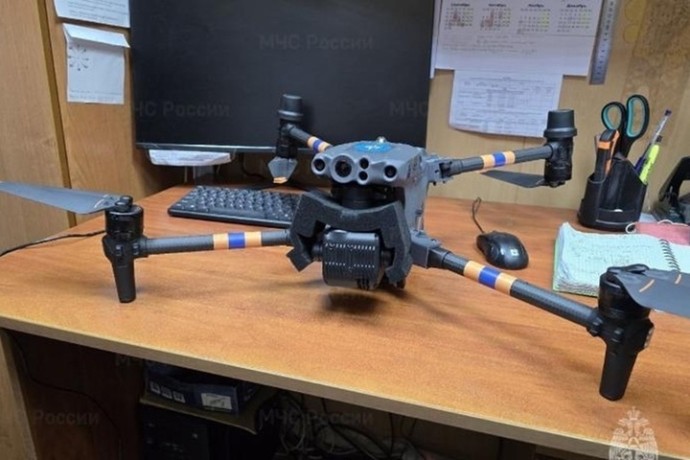 Курские спасатели пополнили свой арсенал современным беспилотником для аварийно-спасательных работ