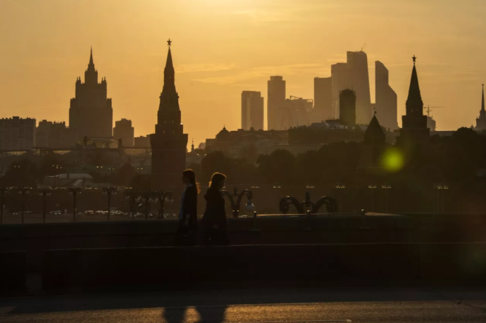 Иллюзия наказания: британский журналист заявил об абсурдности антироссийских санкций Иллюзия наказания: британский журналист заявил об абсурдности антироссийских санкций