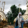 Митрополит Саранский и Мордовский Зиновий освятил кресты и купола храма Николая Чудотворца в Сузгарье