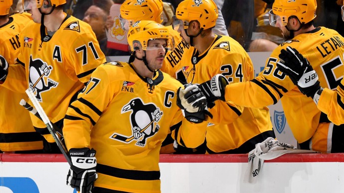 Кросби повторил легендарное достижение Гретцки, Ягра и Хоу в НХЛ Кросби повторил легендарное достижение Гретцки, Ягра и Хоу в НХЛ