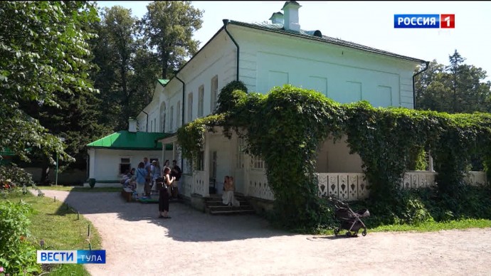В День семьи, любви и верности Ясную Поляну посетили члены Ассоциации народов России