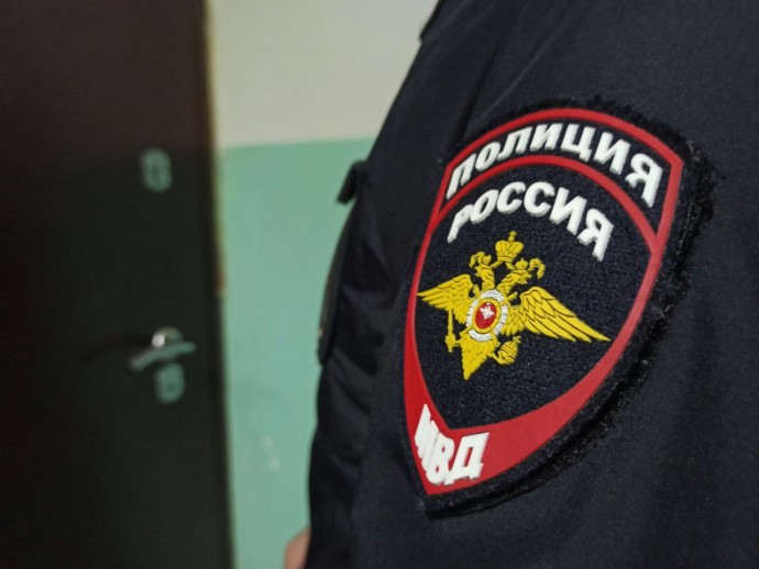 В Якутске женщина ударила соседа монтировкой по голове В Якутске женщина ударила соседа монтировкой по голове