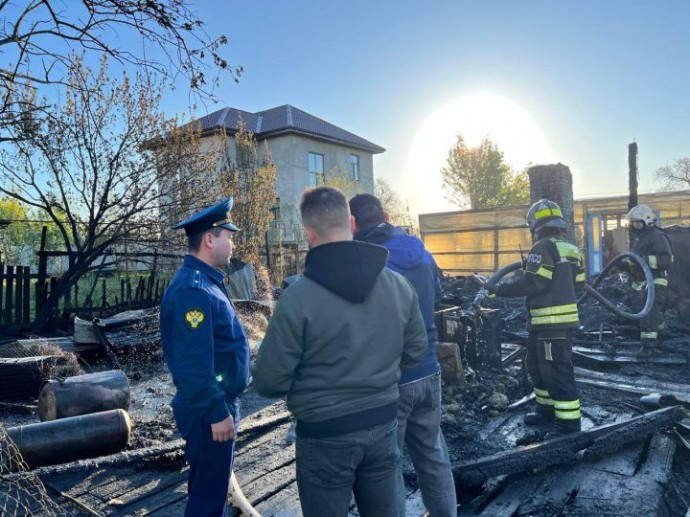 В Астрахани возбуждено уголовное дело по факту гибели пятерых детей на пожаре 