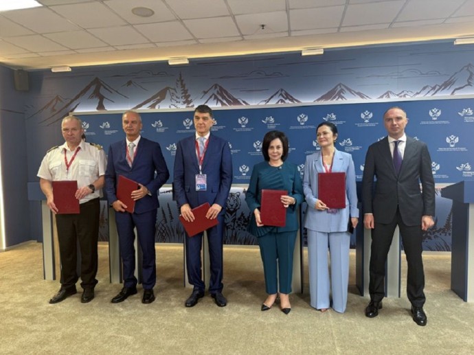 Соглашение о развитии дальневосточного круизного туризма подписано на ВЭФ-2025 Соглашение о развитии дальневосточного круизного туризма подписано на ВЭФ-2025