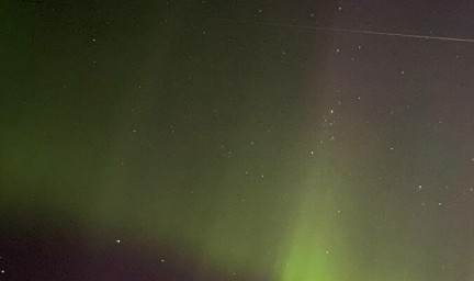 Сияет: жители Петербурга и Ленобласти делятся кадрами Aurora Borealis
