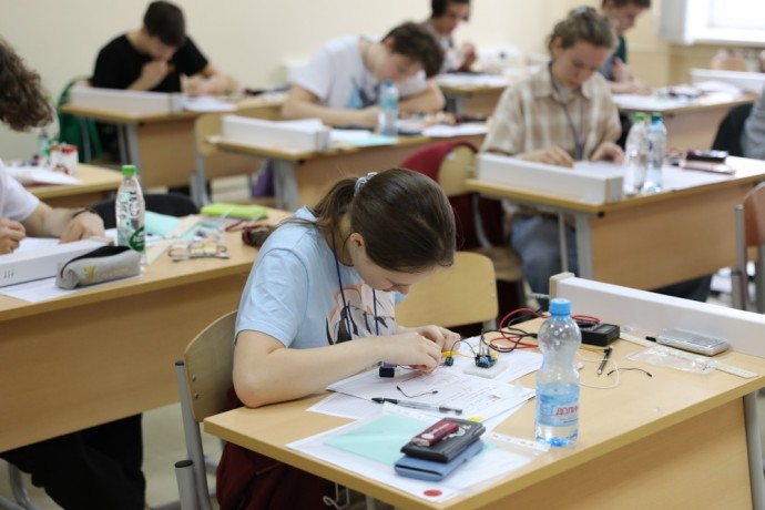 В Мордовии назвали имена 225 победителей и призеров всероссийской олимпиады школьников по физике