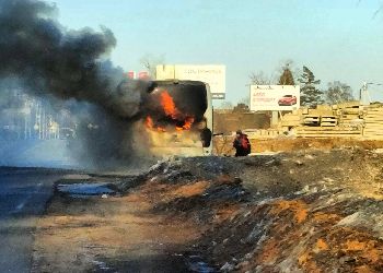 В Свободном вспыхнул автобус