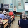 Пенсионерок научили не попадаться на интернет-мошенников