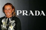 Компания Миуччи Прады приобрела модный дом Versace