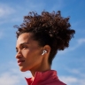 В этом году Apple AirPods научатся на лету переводить иностранную речь