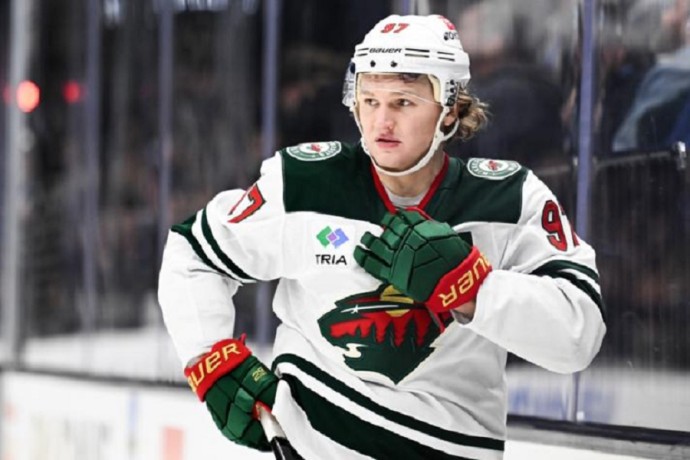 "Миннесота" с четырьмя россиянами пропустила три шайбы от "Юты" к пятой минуте