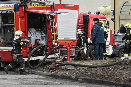 Из российского торгового центра эвакуировали 150 человек из-за пожара Из российского торгового центра эвакуировали 150 человек из-за пожара