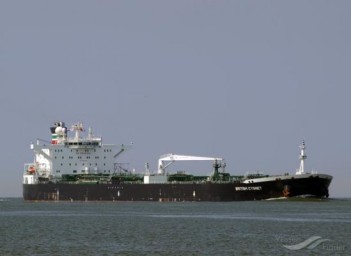 Теневой флот для российской нефти растет: это как игра «Ударь крота»