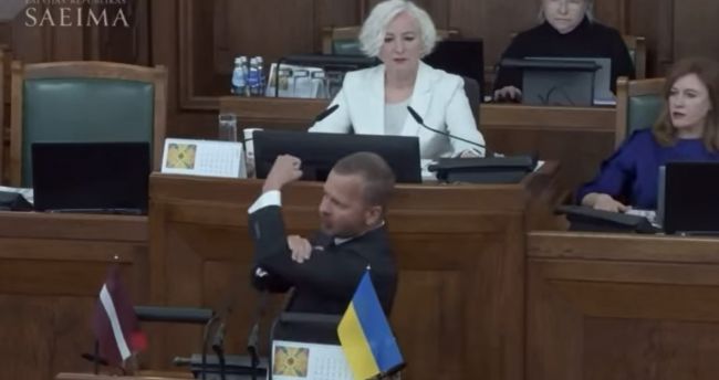 Латвийском политику грозит тюремное заключение за поддержку России Латвийском политику грозит тюремное заключение за поддержку России