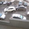Перепутала педали: в Башкирии женщина устроила автопогром, повредив шесть машин
