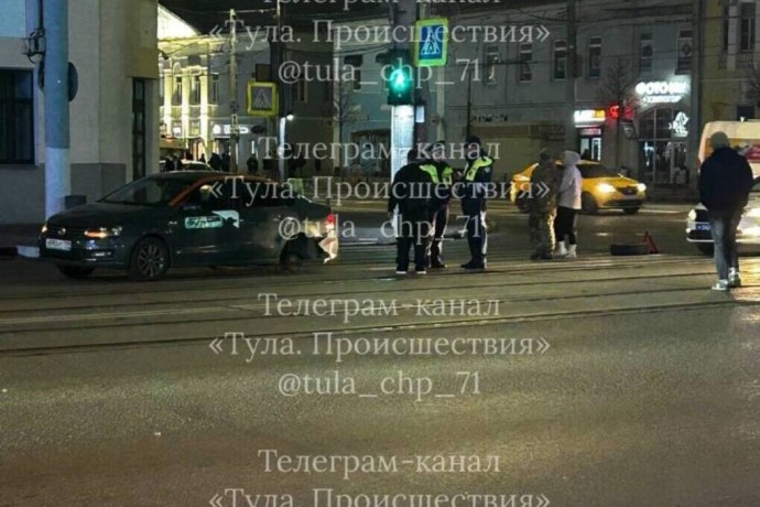 После ДТП на Каминского в Туле у каршеринга отлетело колесо