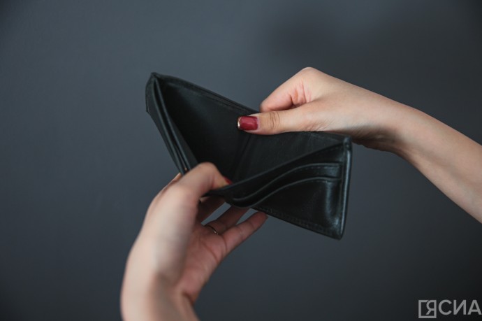 Пенсионерка и студентка стали жертвами мошенников в Якутии: ущерб превысил 1,5 млн рублей