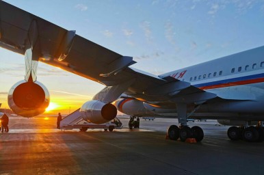 Два пассажирских самолета столкнулись в аэропорту Шереметьево